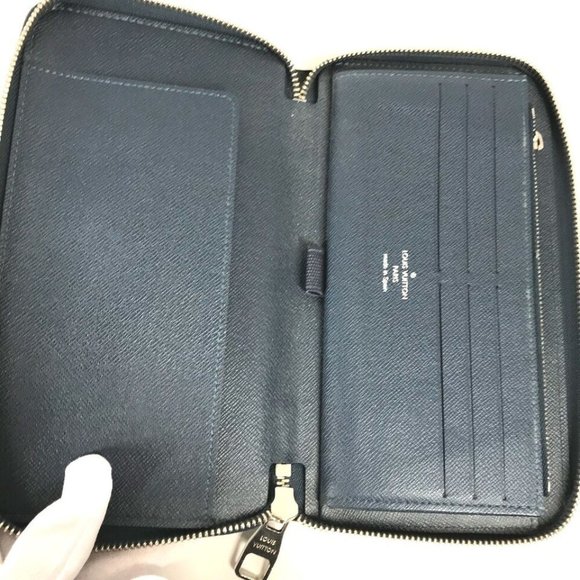 LOUIS VUITTON M30515 Taiga Zippy Organizer Travel Case Zip Around Long Wallet - Picture 8 of 14